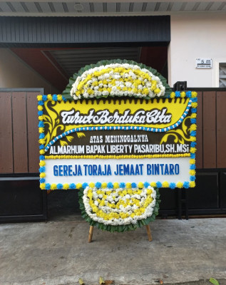 Papan Bunga Duka di Ngesrep